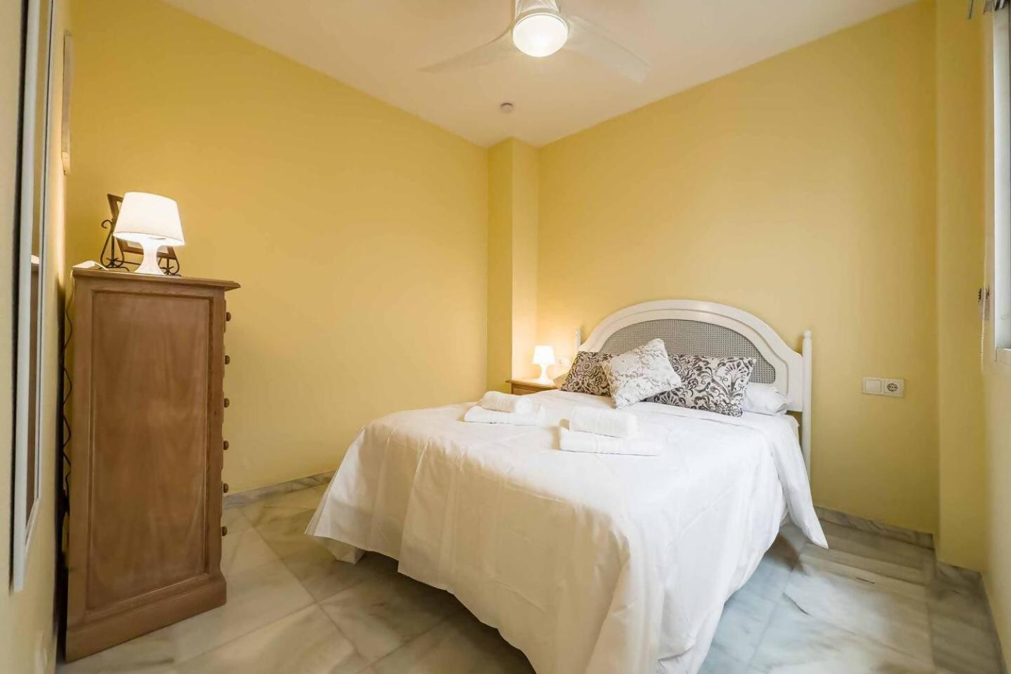 Cyv Centrally Located 1 Bed 1 Bath Near The Beach Fuengirola Exterior foto